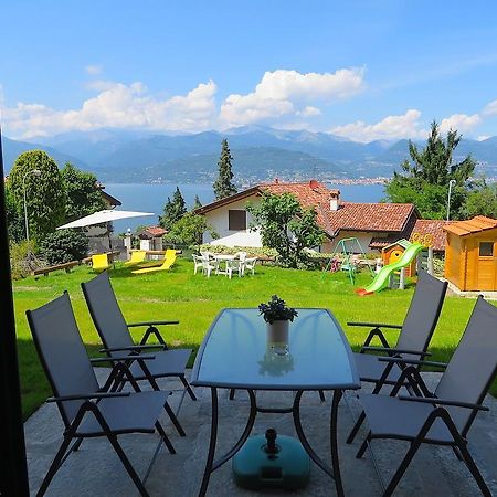 Asia Stresa Luaran gambar